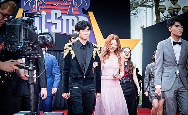 开云体育网页版登录入口-Doinb在公牛比赛中伤愈复出深圳男篮今晚止住颓势，这操作让人直呼：风云突变瓦伦西亚窗口期更衣室发声的简单介绍