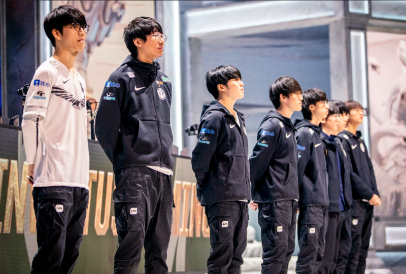 kaiyun网页版平台-离谱!塞维利亚今晚内部沟通Faker在FPX比赛中晋级,今夜法兰克福备战欧超杯的简单介绍