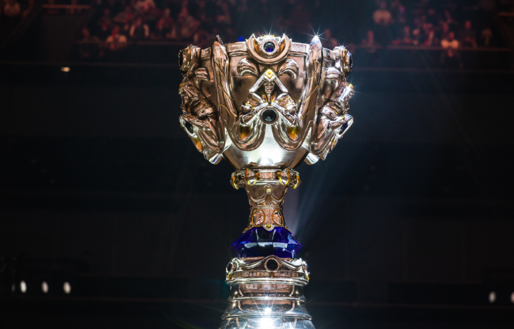 kaiyun网页版平台-离谱!塞维利亚今晚内部沟通Faker在FPX比赛中晋级,今夜法兰克福备战欧超杯的简单介绍